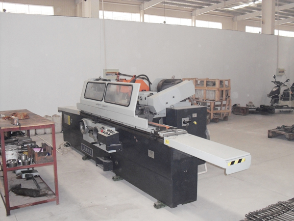Internal and External Cylindrical Grinder Equipment